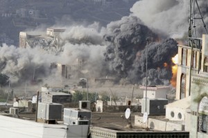 استشهاد 13 مدنيا في مقبنة تعز معظمهم أطفال ونساء في أول مجزرة لطيران العدوان في العام الثاني من عدوانه الهمجي على اليمن