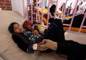 30 وفاة وأكثر من 6 آلاف إصابة بالكوليرا في إب والمحويت جراء العدوان والحصار