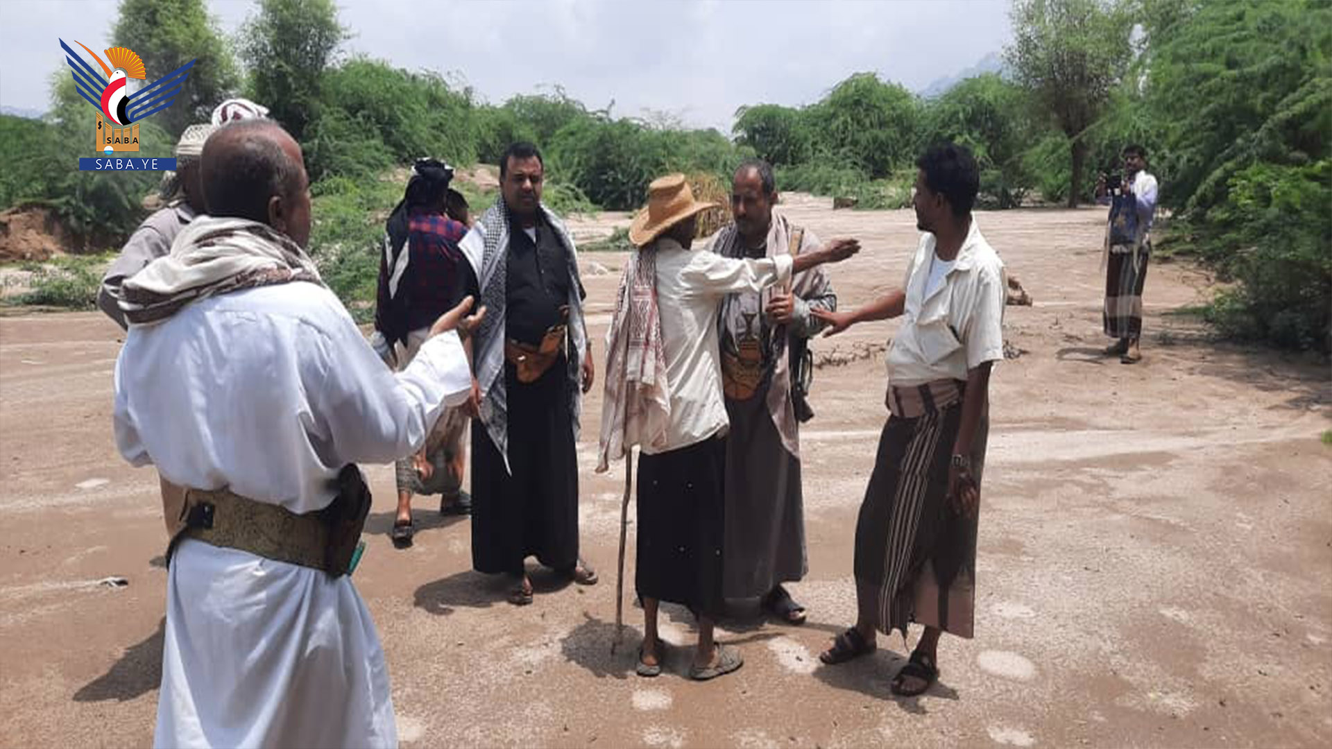 حجة: الاطلاع على أضرار السيول بمنطقة الجادة المنكوبة في أفلح اليمن والشغادرة