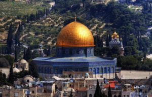 تحذير فلسطيني من تداعيات تهديدات العدو الصهيوني ضد المقدسات