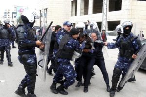 فصائل فلسطينية: الاعتقالات السياسية بالضفة الغربية مرفوضة وتخدم العدو وأجندات خاصة
