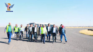 الدرة والحملي يتفقدان سير العمل في مطار صنعاء الدولي