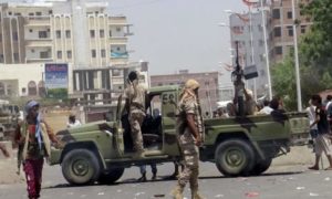 اشتباكات عنيفة متبادلة بين مرتزقة الإمارات وسط مدينة عدن