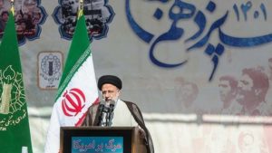 الرئیس الإيراني: الثورة الإسلامية بقيت صامدة رغم مؤامرات العدو