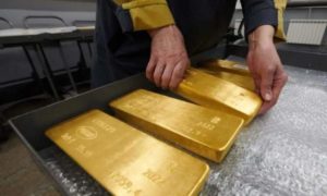 انخفاض أسعار الذهب مع انحسار مخاوف تصاعد الصراع في الشرق الأوسط
