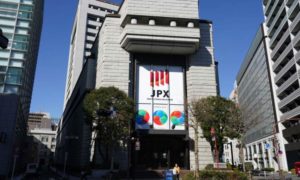 ارتفاعُ مؤشرات الأسهم اليابانية في جلسة التعاملات الصباحية ببورصة طوكيو
